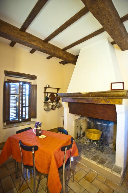 Pensjonat Casa Castellina Foligno Pokój zdjęcie