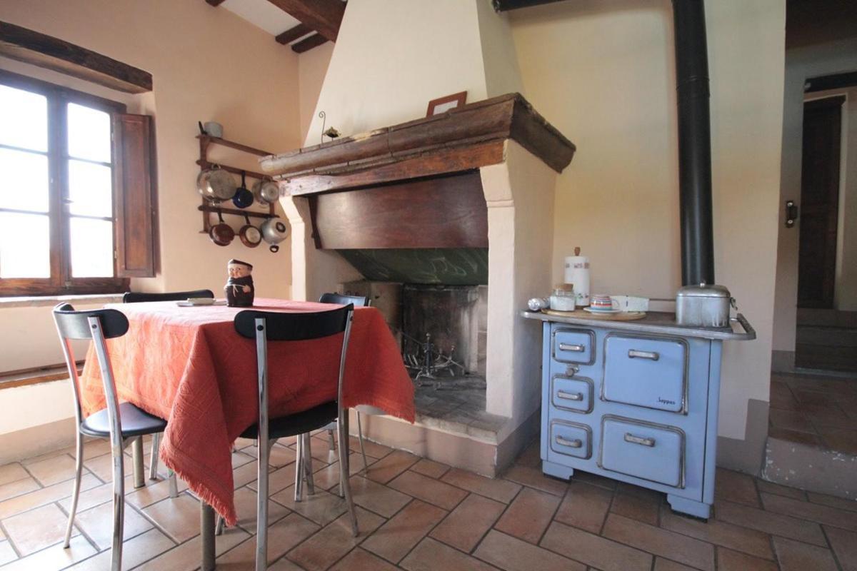 Pensjonat Casa Castellina Foligno Zewnętrze zdjęcie